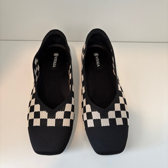 Vivaia Margot 2.0 square toe flats 41.5 Wide - Picture 3 of 12